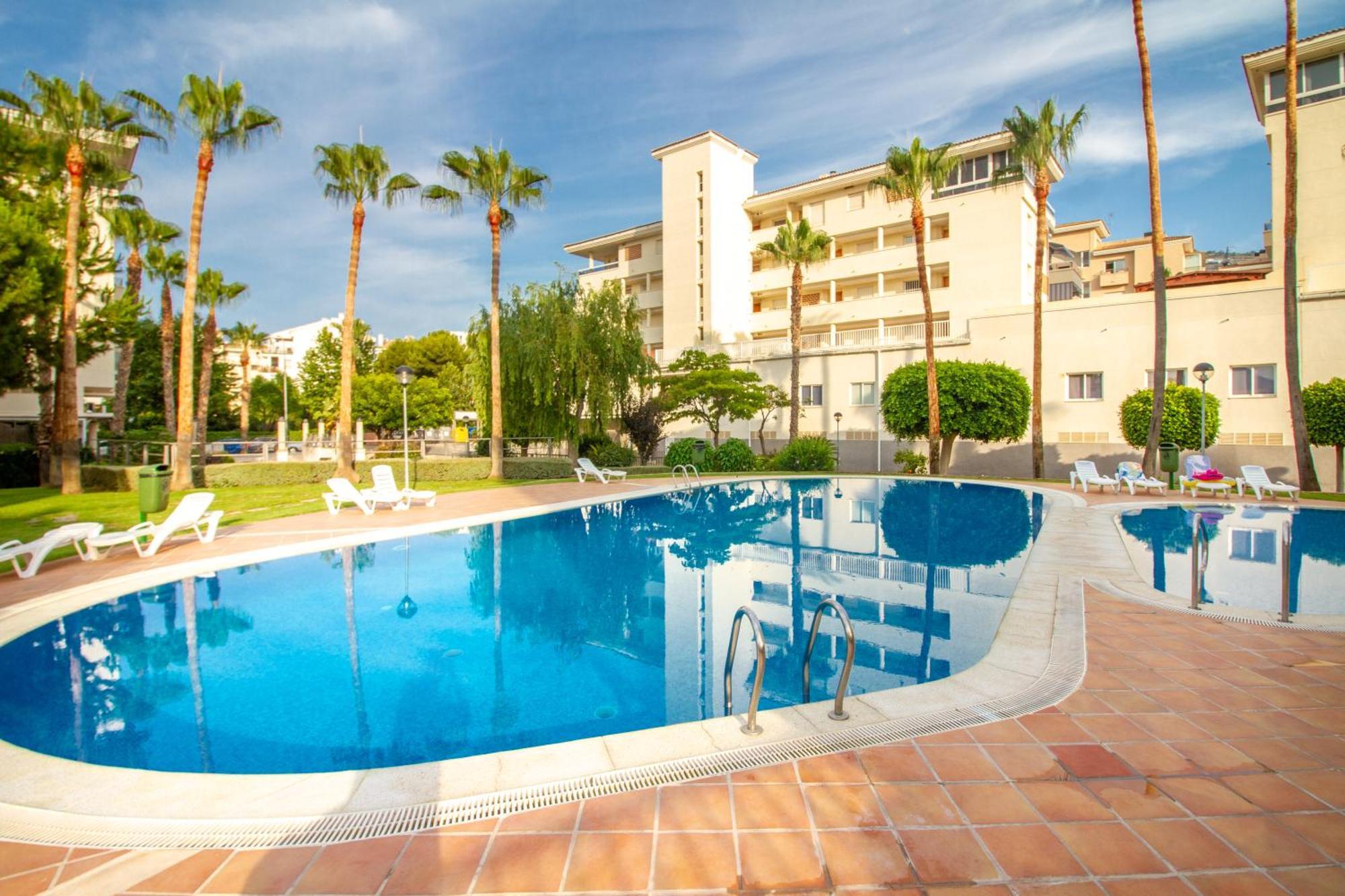 Luminoso Y Acogedor Apartamento En Albir アルビール エクステリア 写真