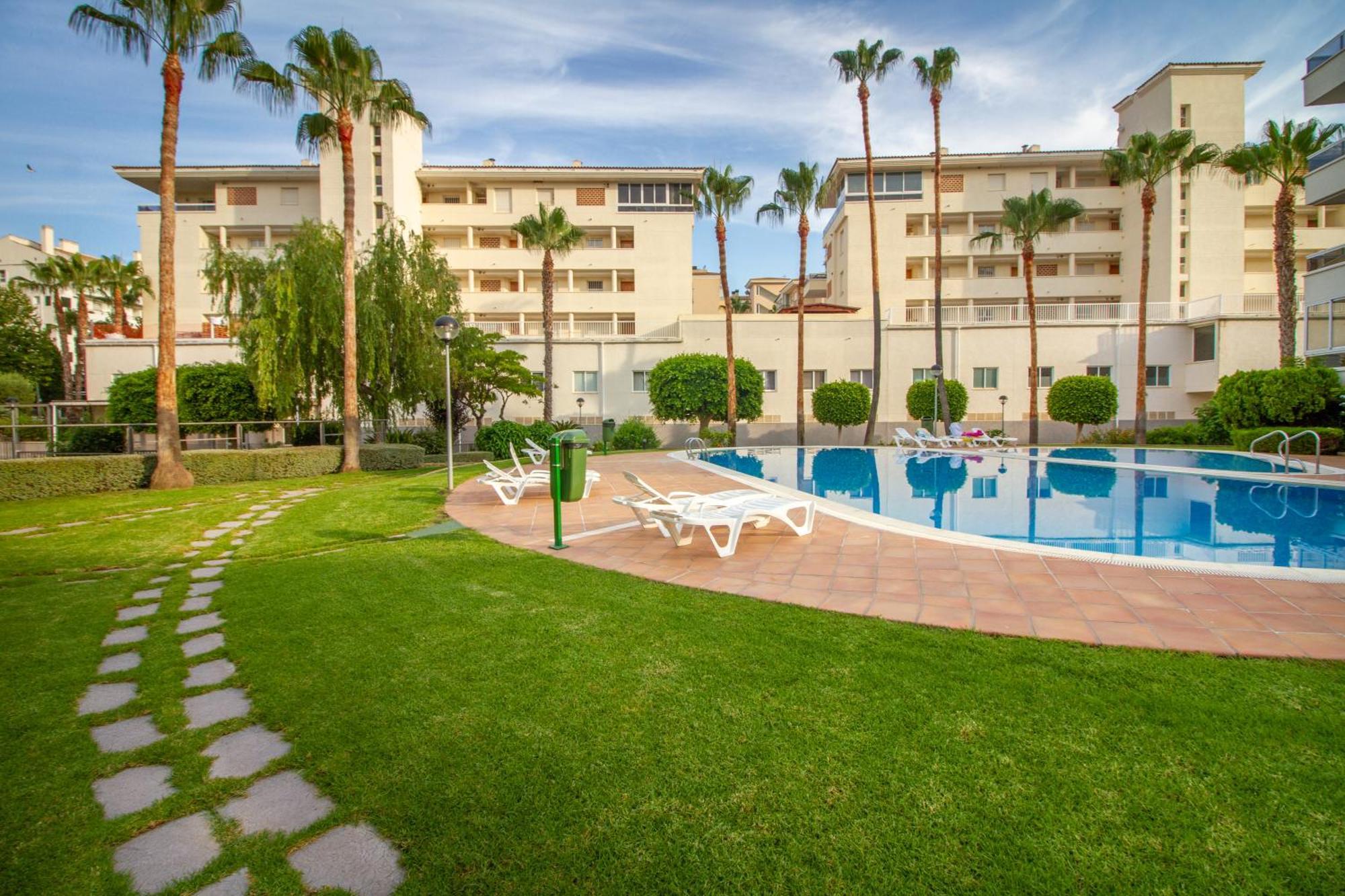 Luminoso Y Acogedor Apartamento En Albir アルビール エクステリア 写真